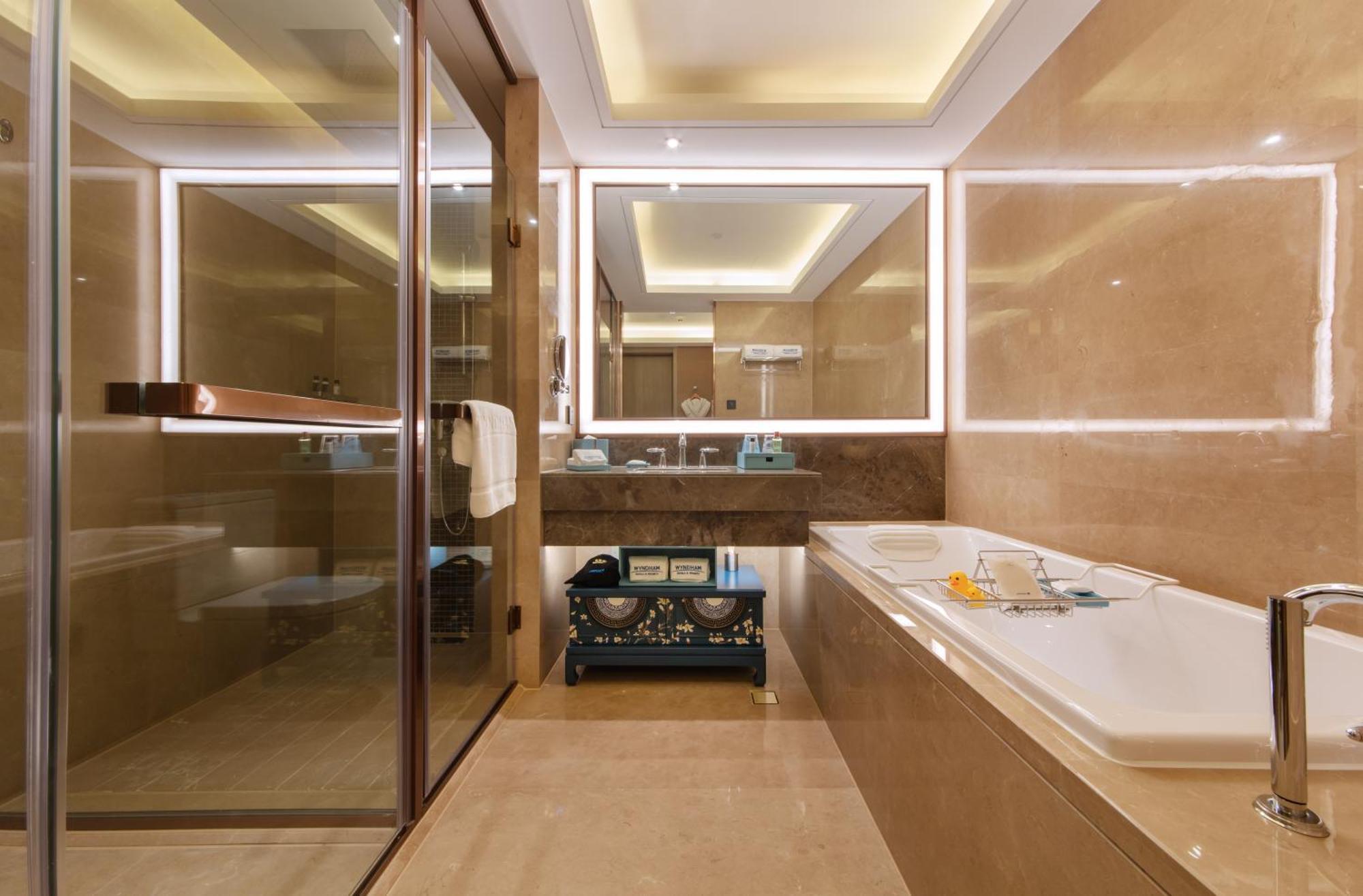 Kunming Huiyue Wyndham Hotel Eksteriør bilde